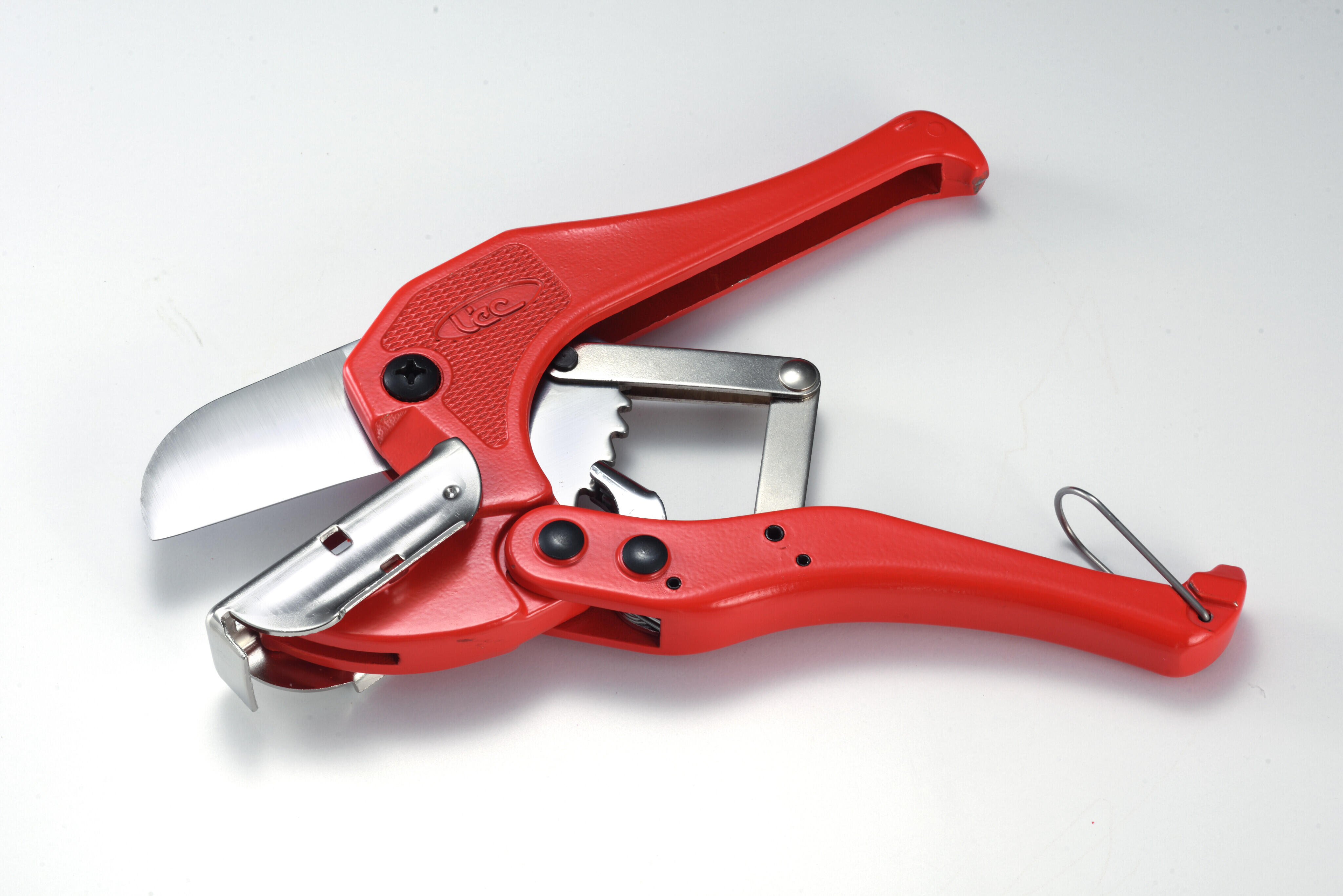 WIRING-DUCT CUTTER